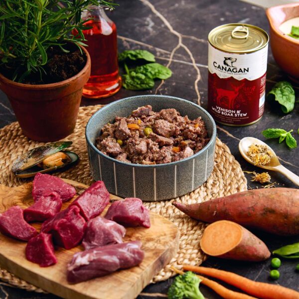 Karma mokra dla psa Venison & Wild Boar Stew w Skład Karmy